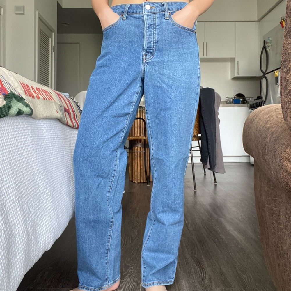 Old Navy Women's Straight Leg Blue Jeans